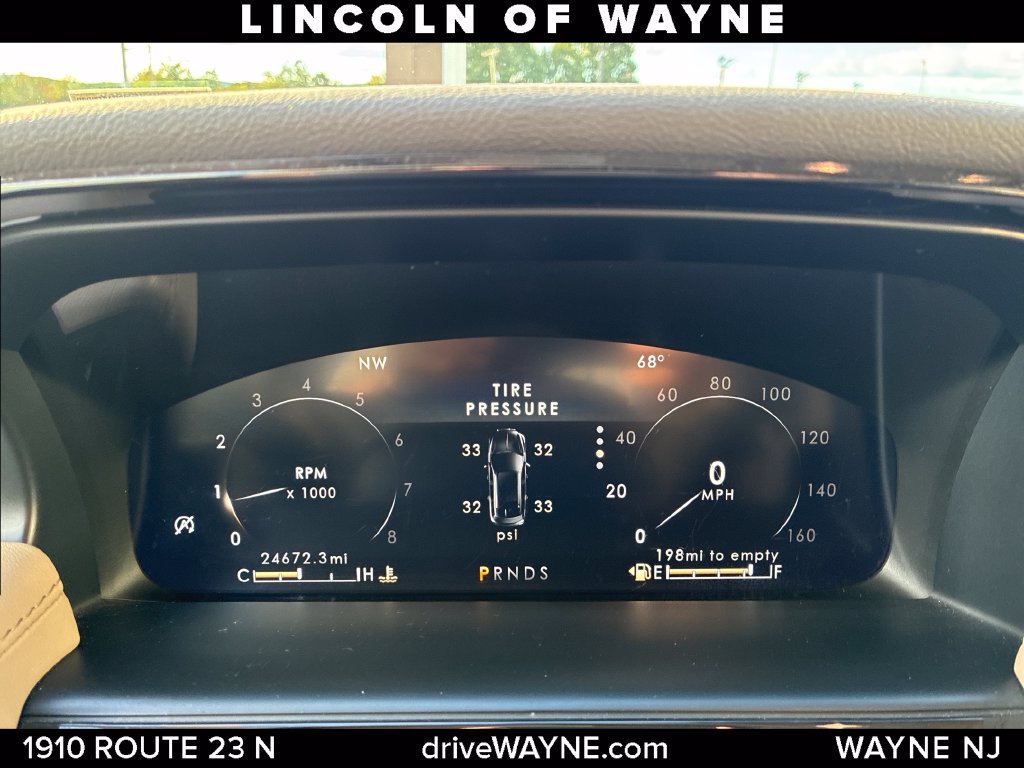 Certified 2023 Lincoln Nautilus AWD w/ Premium Package image 16