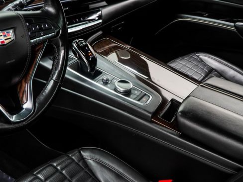 Used 2022 Cadillac Escalade ESV Sport Platinum w/ LPO, ONYX Package image 16