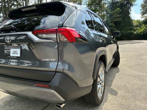 Used 2021 Toyota RAV4 Limited FWD image 13