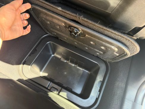 Used 2017 Dodge Journey Crossroad FWD image 46