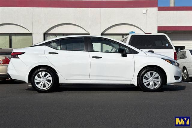 Used 2025 Nissan Versa S w/ Trunk Package FWD image 3