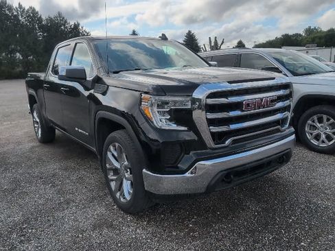 Used 2020 GMC Sierra 1500 SLE w/ SLE Value Package AWD/4WD image 3
