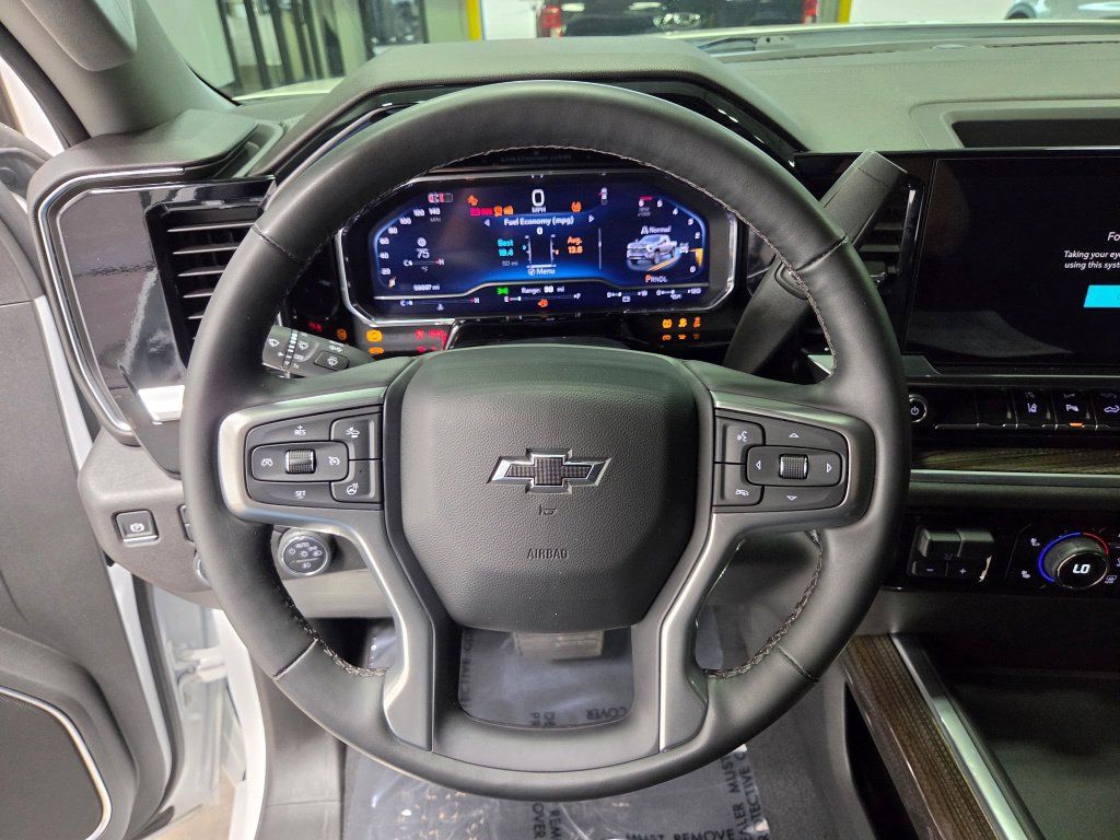 Used 2025 Chevrolet Silverado 2500 LT w/ Trail Boss Package AWD/4WD image 34
