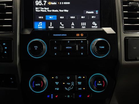 Used 2019 Ford F350 King Ranch w/ King Ranch Ultimate Package AWD/4WD image 10