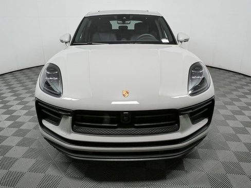 New 2026 Porsche Macan image 36