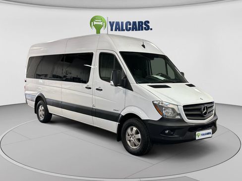 Used 2016 Mercedes-Benz Sprinter 2500 image 7