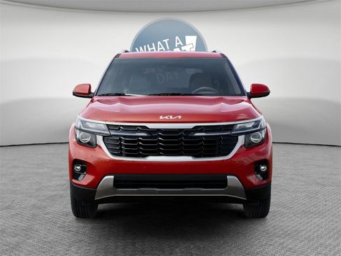 New 2026 Kia Seltos S image 2