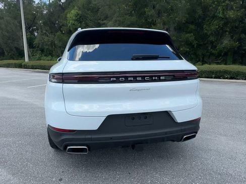 New 2025 Porsche Cayenne image 7