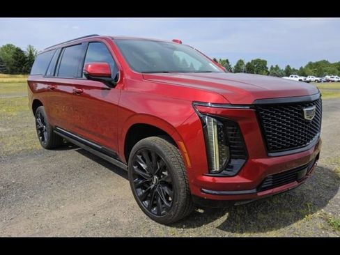 Used 2026 Cadillac Escalade ESV Platinum Sport w/ LPO, ONYX Package AWD/4WD image 3