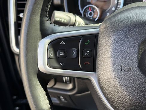 Used 2023 RAM 1500 Big Horn AWD/4WD image 35