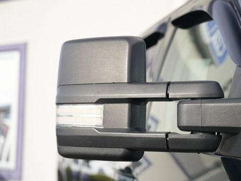 Used 2015 GMC Sierra 2500 SLE w/ SLE Preferred Package image 9