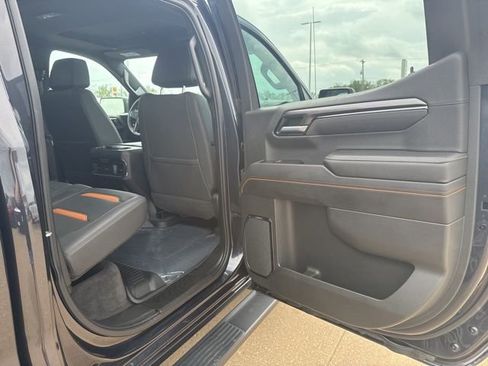 Used 2023 GMC Sierra 1500 AT4 w/ AT4 Preferred Package AWD/4WD image 41