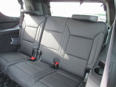 New 2026 GMC Yukon Denali w/ Denali Reserve Package image 15