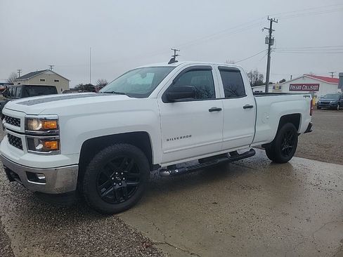 Used 2015 Chevrolet Silverado 1500 LT w/ Rally 2 Edition image 3