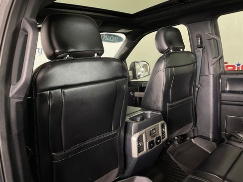 Used 2020 Ford F150 Lariat w/ Equipment Group 502A Luxury AWD/4WD image 15