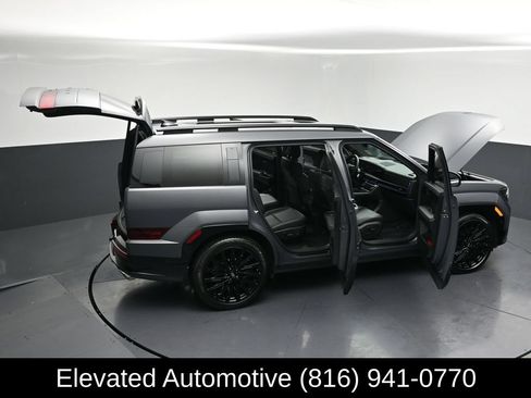 Used 2025 Hyundai Santa Fe Calligraphy AWD/4WD image 37