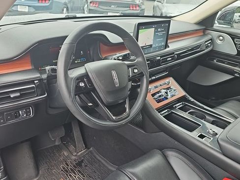 Used 2021 Lincoln Aviator Grand Touring w/ Equipment Group 302A AWD/4WD image 11