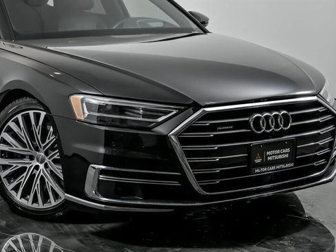 Used 2020 Audi A8 L 4.0T image 2