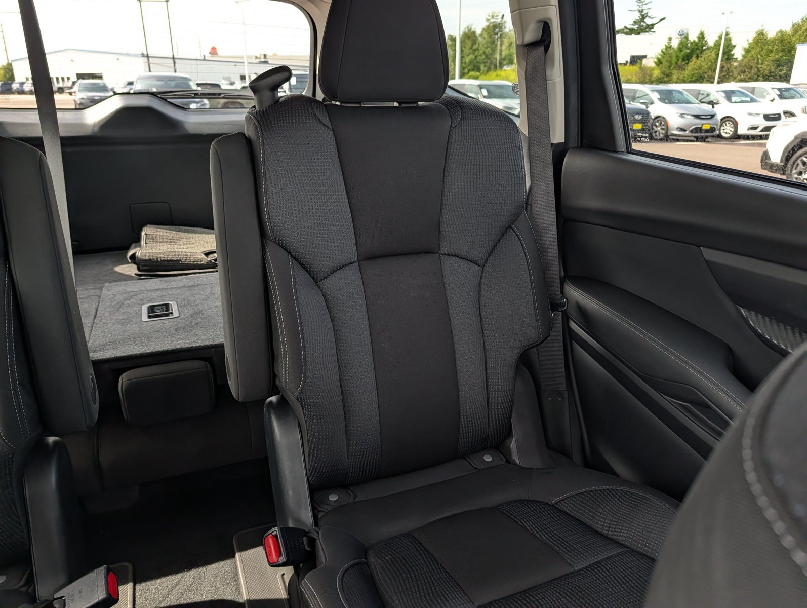 Used 2025 Subaru Ascent Premium AWD/4WD image 14