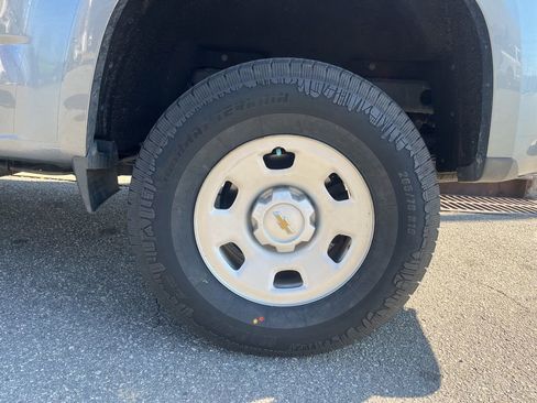 Used 2018 Chevrolet Colorado W/T image 13