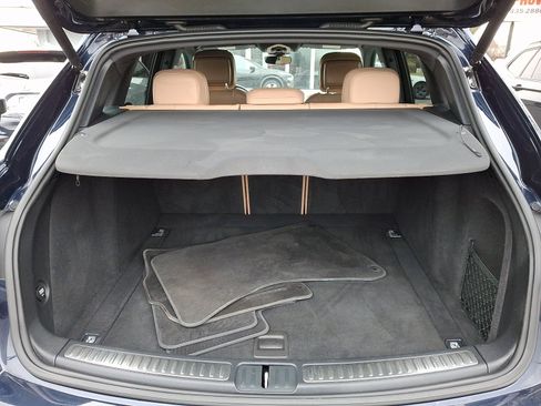 Used 2019 Porsche Macan image 28