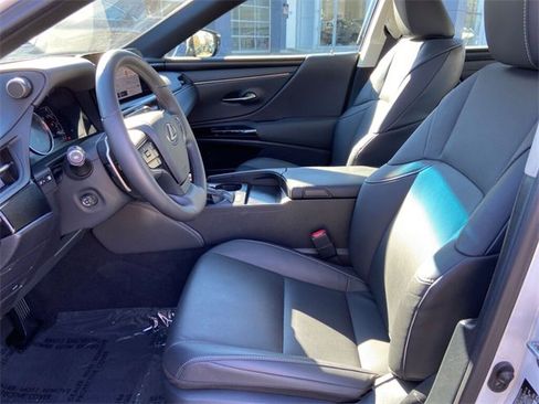 Certified 2023 Lexus ES 350 w/ Premium Package image 22