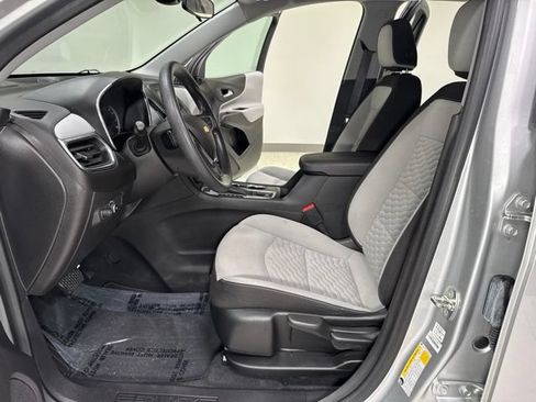 Used 2020 Chevrolet Equinox LS AWD/4WD image 11