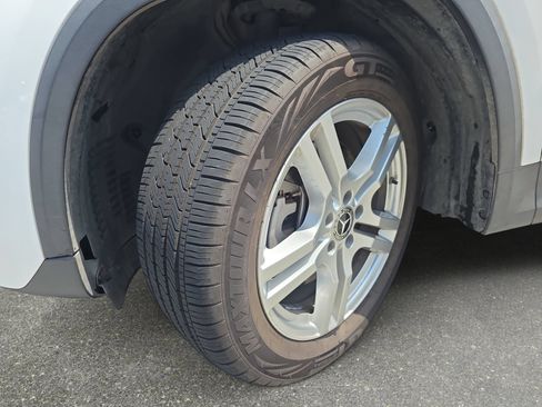Certified 2021 Mercedes-Benz GLA 250 image 30
