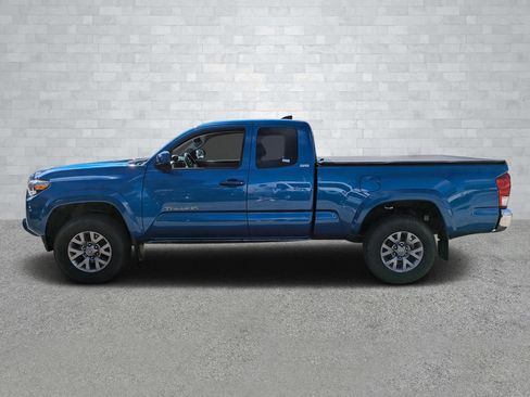 Used 2016 Toyota Tacoma SR5 image 8