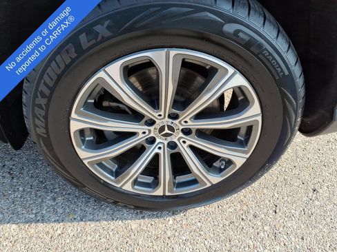 Used 2024 Mercedes-Benz GLC 300 image 16