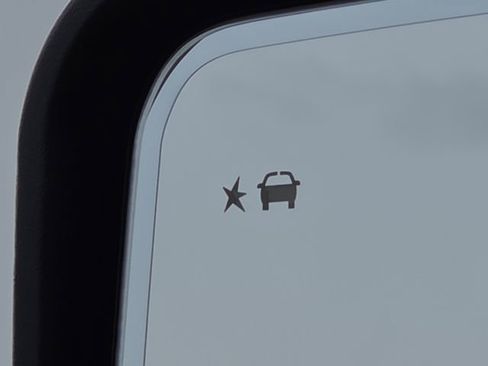 Used 2023 Chevrolet Silverado 3500 High Country image 13