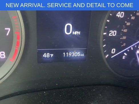 Used 2019 Hyundai Tucson SE AWD/4WD image 2