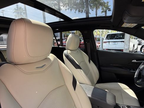 Used 2019 Cadillac XT4 Sport AWD/4WD image 45