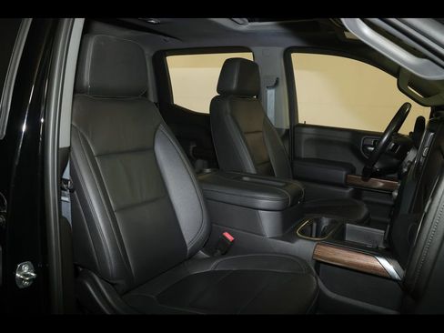 Used 2021 Chevrolet Silverado 1500 LT Trail Boss w/ LT Trail Boss Premium Package image 34