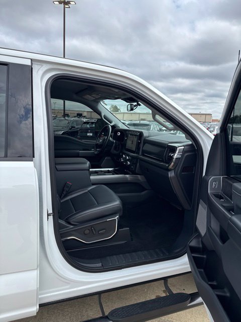 Used 2024 Ford F250 Lariat AWD/4WD image 14