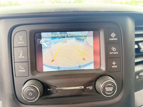Used 2020 RAM 1500 Big Horn AWD/4WD image 17
