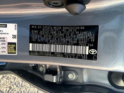 Used 2026 Toyota Corolla LE FWD image 34
