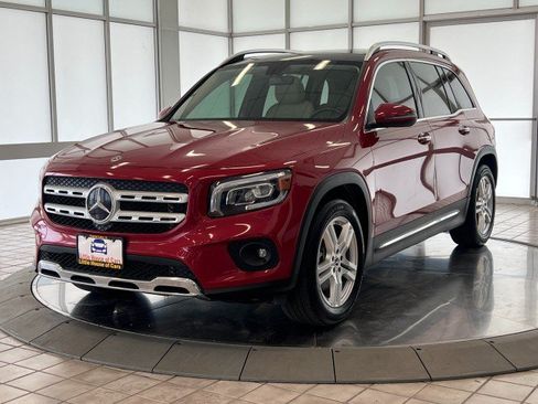 Used 2020 Mercedes-Benz GLB 250 4MATIC image 3