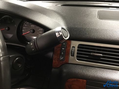 Used 2012 Chevrolet Avalanche LTZ image 50