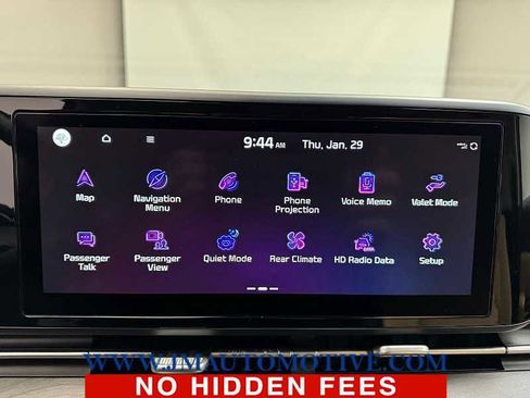 Used 2024 Kia Carnival EX image 25