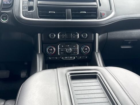 Certified 2022 Chevrolet Suburban LT AWD/4WD image 18