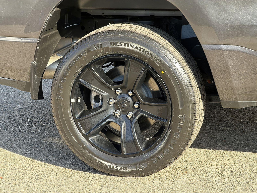 Used 2024 RAM 1500 Big Horn RWD image 32