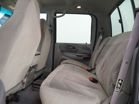 Used 2001 Ford F150 XLT image 18