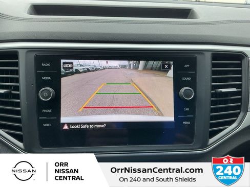 Used 2021 Volkswagen Atlas Cross Sport SE image 25