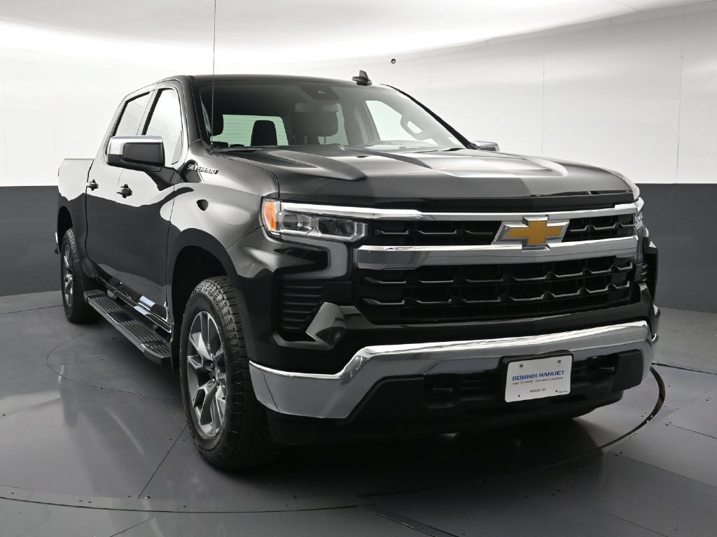 Used 2026 Chevrolet Silverado 1500 LT AWD/4WD image 7