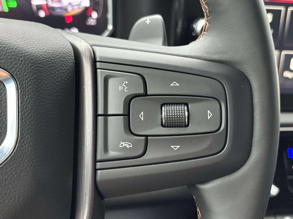 New 2026 GMC Sierra 1500 AT4 w/ LPO, Black Badging Package AWD/4WD image 13