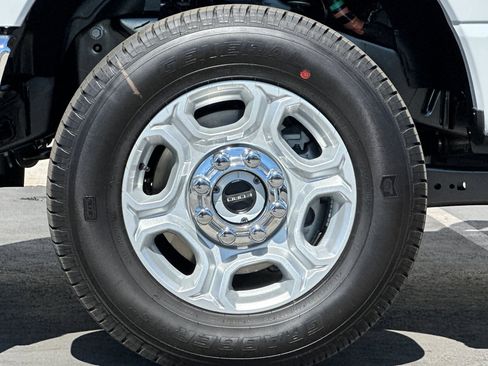 New 2026 Ford F250 XLT w/ F-250 >10K GVWR Package image 22