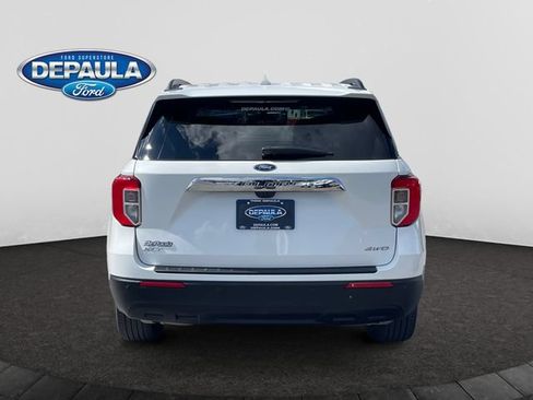 Used 2023 Ford Explorer XLT AWD/4WD image 5