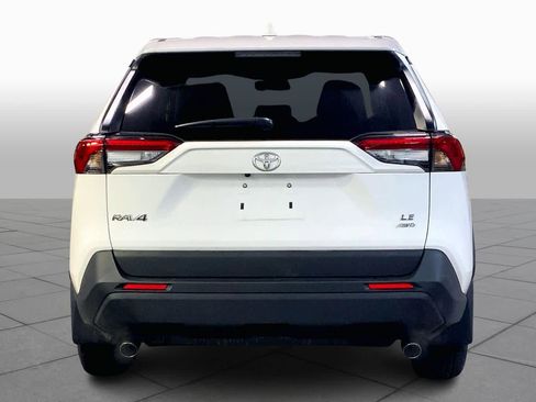Used 2023 Toyota RAV4 LE image 4