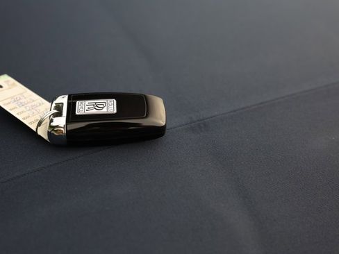 Used 2019 Rolls-Royce Dawn image 20